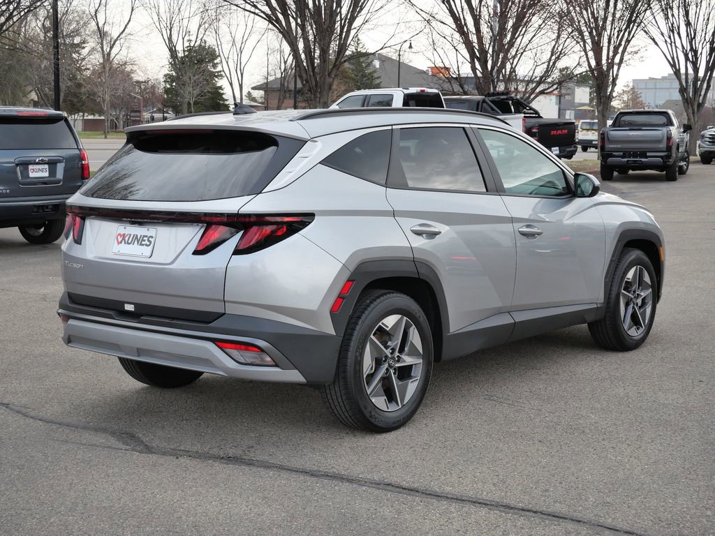 Used 2025 Hyundai Tucson SEL FWD image 12