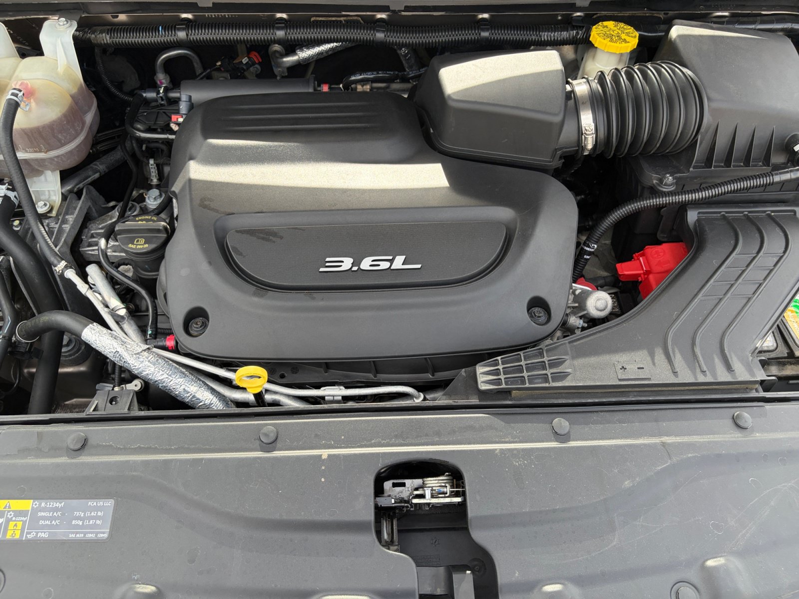 Used 2017 Chrysler Pacifica Touring FWD image 28