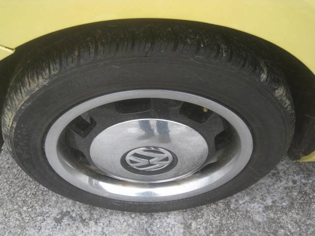 Used 2013 Volkswagen Beetle 2.5 image 24