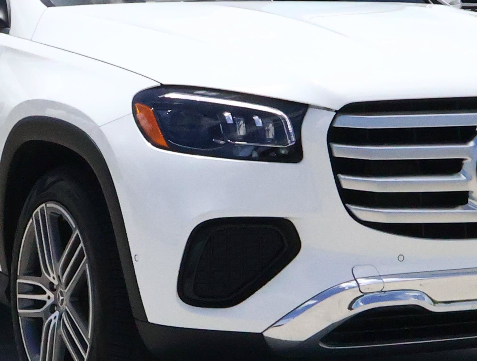 Used 2026 Mercedes-Benz GLS 450 4MATIC image 8