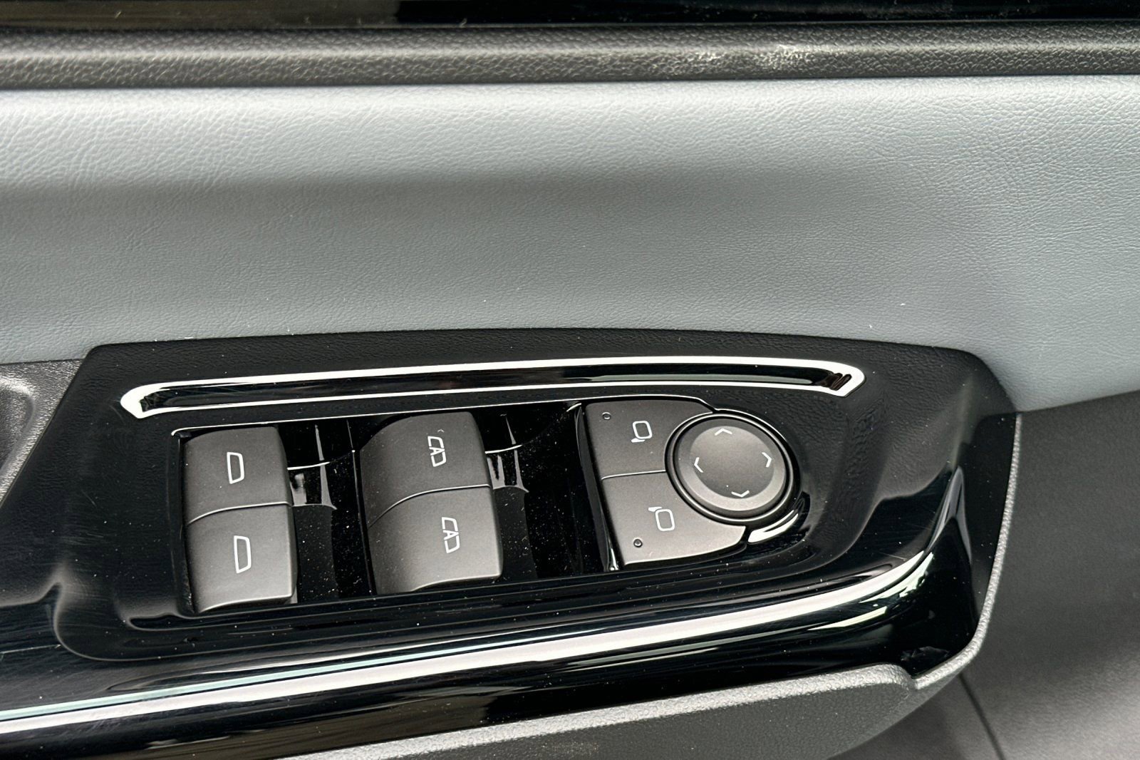 New 2026 Honda Prologue Touring image 11