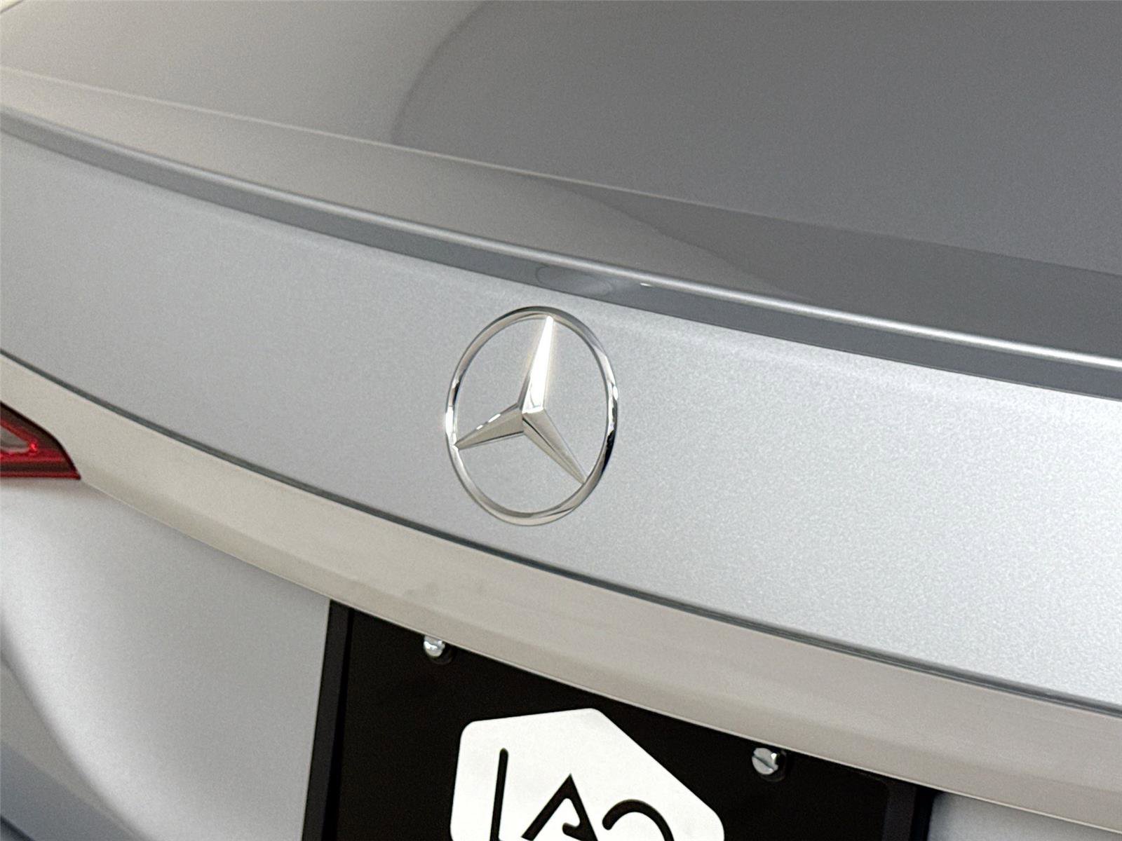Used 2023 Mercedes-Benz S 500 4MATIC w/ AMG Line image 35