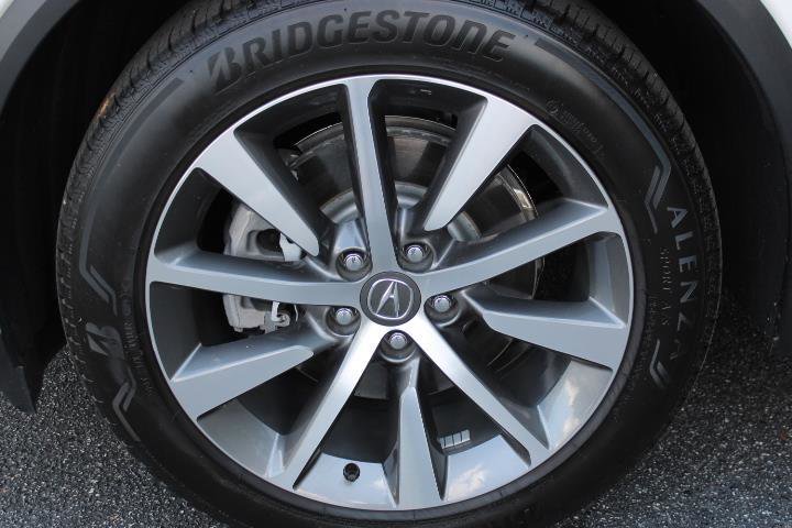 Certified 2025 Acura MDX FWD w/ Technology Package image 9