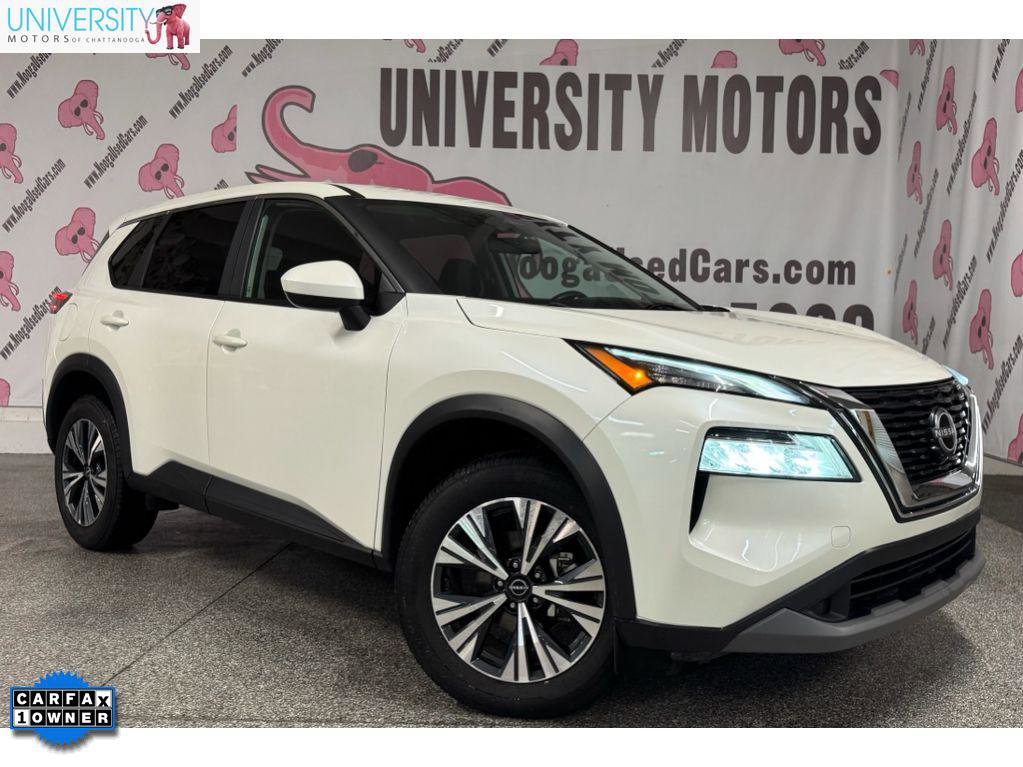 Used 2023 Nissan Rogue SV image 1