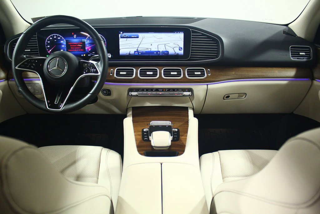 Used 2025 Mercedes-Benz GLE 350 4MATIC image 4