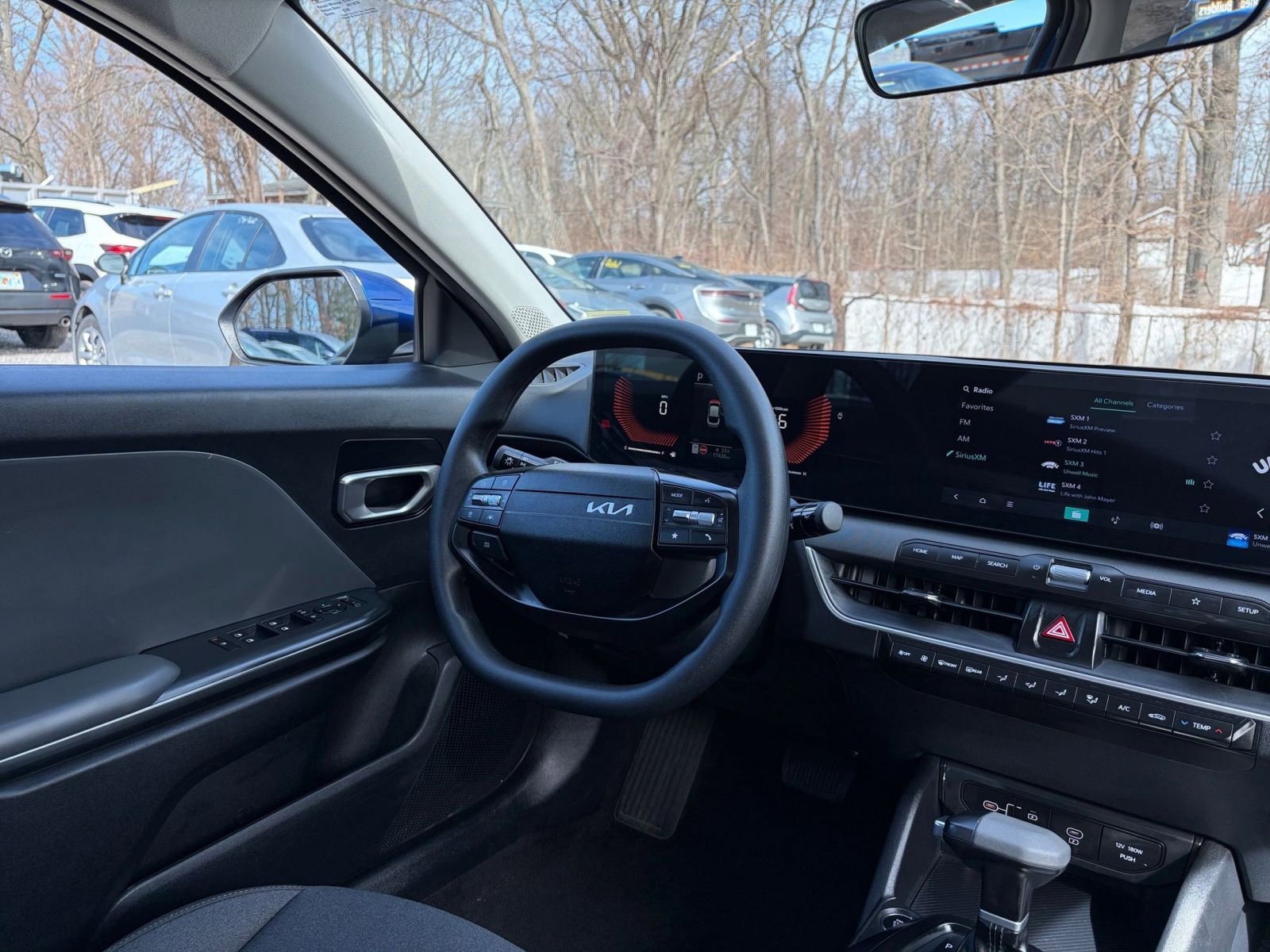 Used 2025 Kia K4 FWD image 33