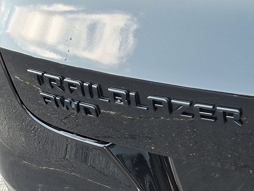 New 2026 Chevrolet TrailBlazer RS w/ Convenience Package AWD/4WD image 11