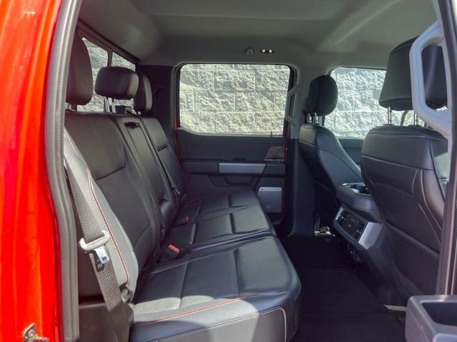 Certified 2024 Ford F250 Lariat w/ Black Appearance Package image 9