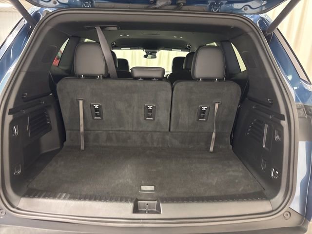 Used 2025 Buick Enclave Preferred image 13
