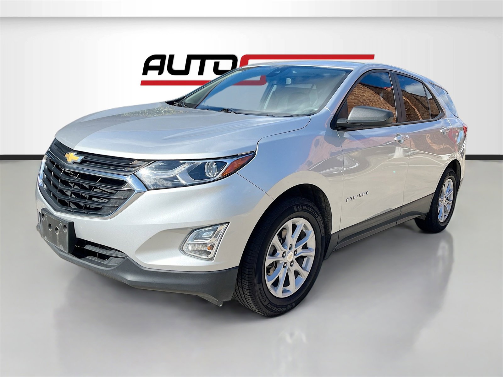 Used 2021 Chevrolet Equinox LS w/ LS Convenience Package image 3