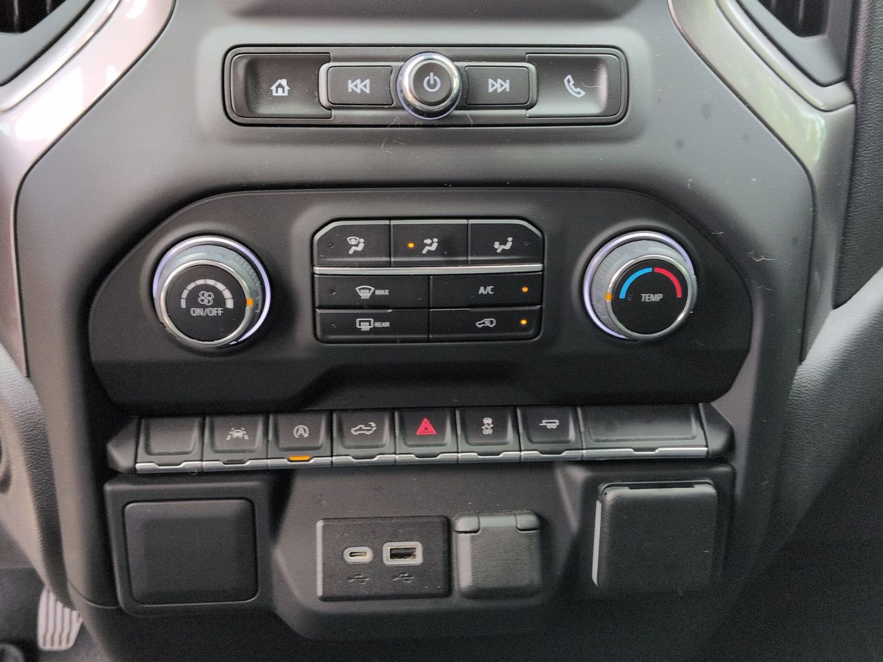 Certified 2023 Chevrolet Silverado 1500 Custom w/ LPO, Dark Essentials Package image 18