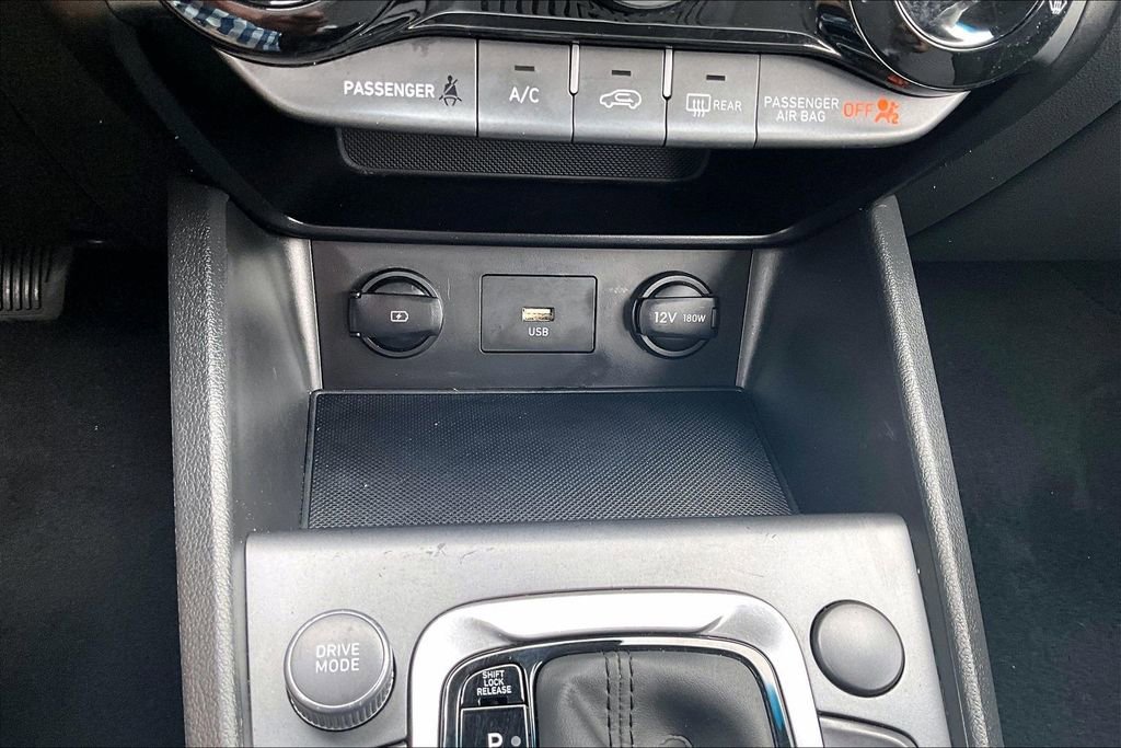 Used 2022 Hyundai Kona SE w/ Cargo Package FWD image 32