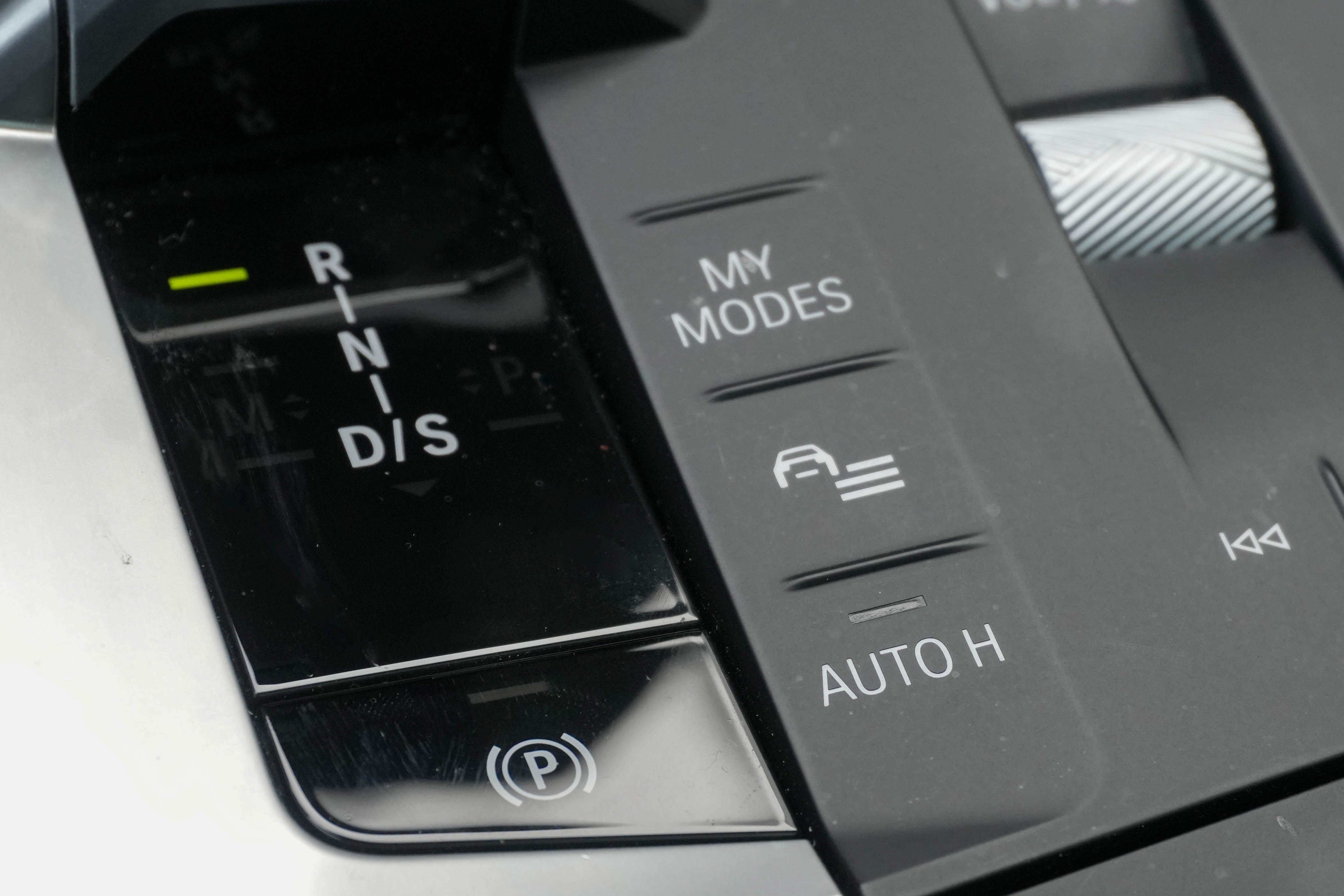 Certified 2025 BMW X2 M35i image 28