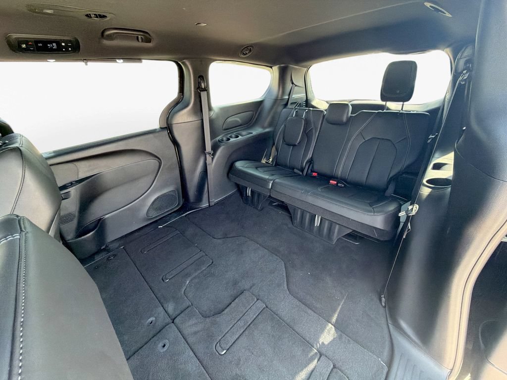 New 2026 Chrysler Voyager LX FWD image 27