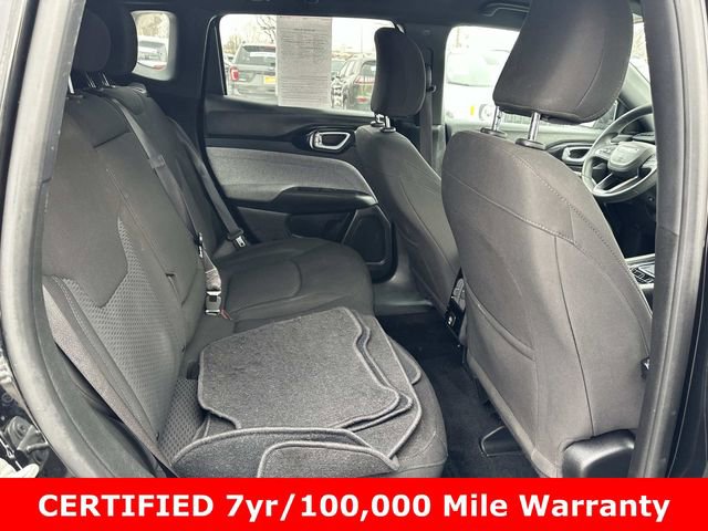 Used 2024 Jeep Compass Sport image 12