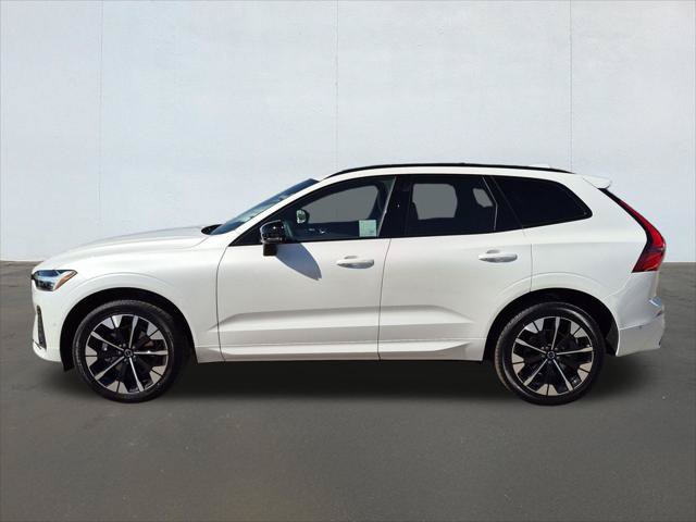 Certified 2026 Volvo XC60 B5 Plus AWD/4WD image 8