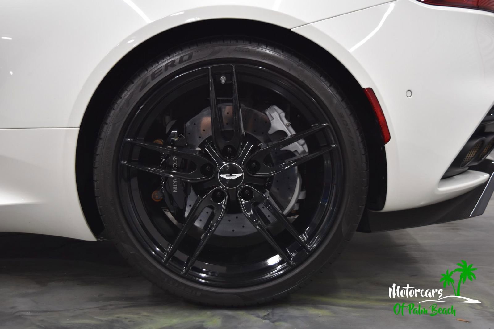 Used 2019 Aston Martin DBS Superleggera image 45