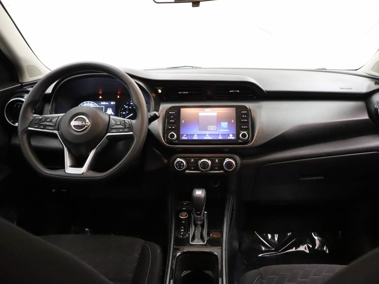 Used 2023 Nissan Kicks SV FWD image 13