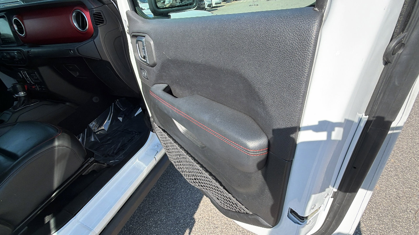 Used 2020 Jeep Gladiator Rubicon image 17