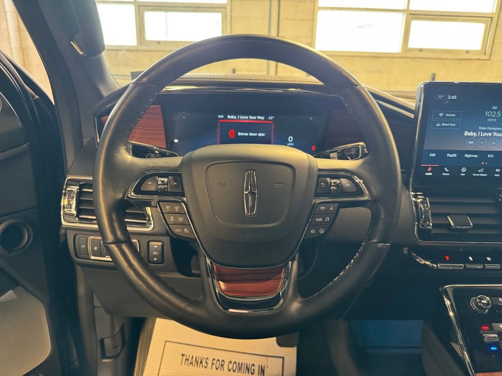 Used 2024 Lincoln Navigator Reserve image 15