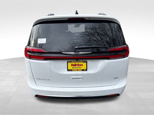 New 2026 Chrysler Pacifica Pinnacle image 6
