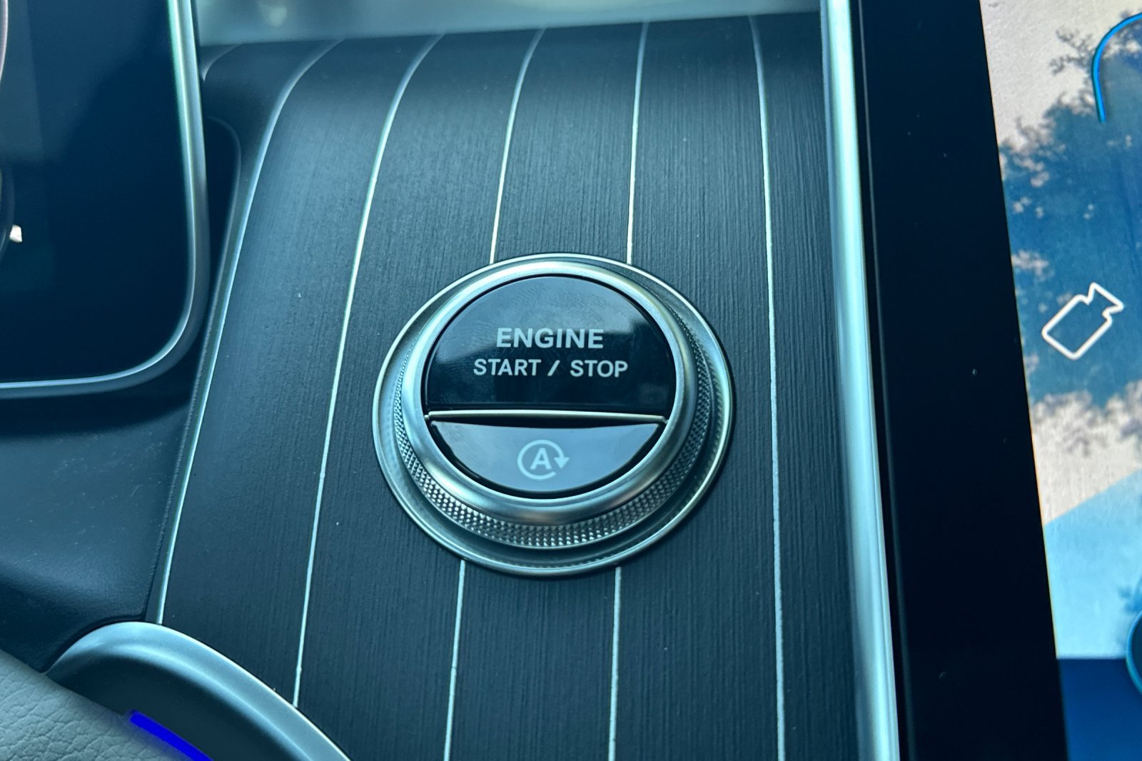 New 2026 Mercedes-Benz GLC 300 4MATIC image 23