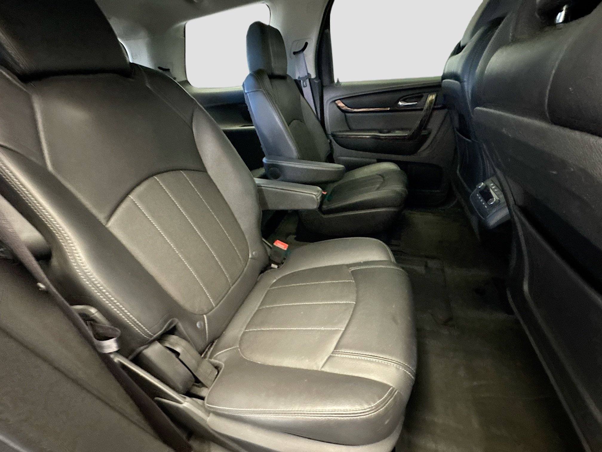Used 2015 GMC Acadia Denali image 14
