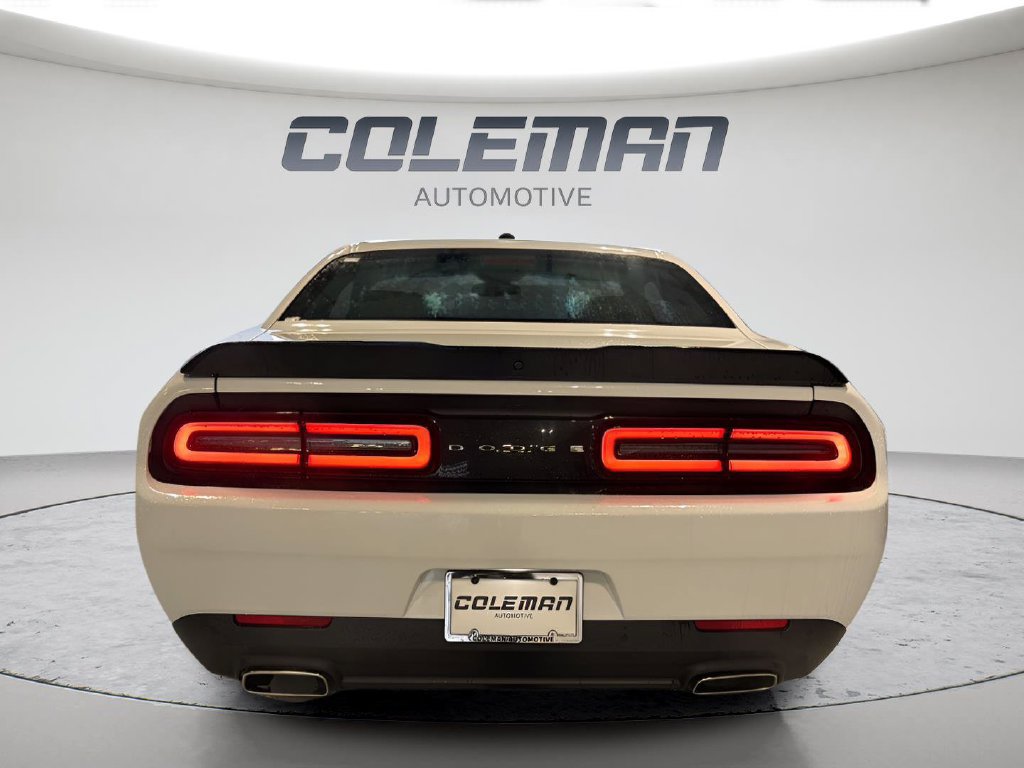 Used 2023 Dodge Challenger GT RWD image 5