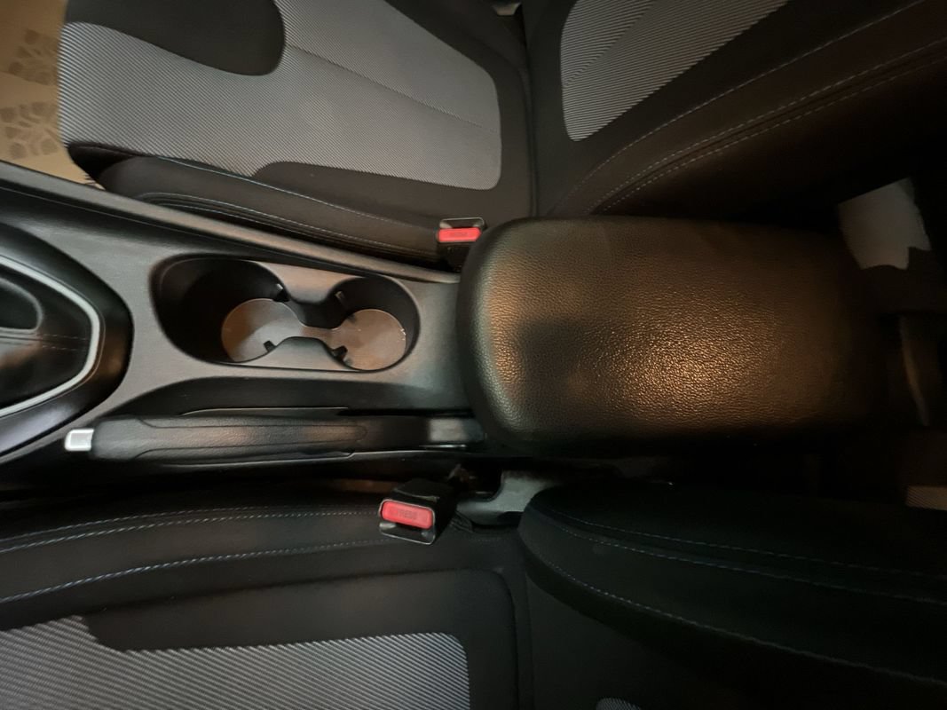 Used 2019 Hyundai Veloster 2.0 FWD image 25