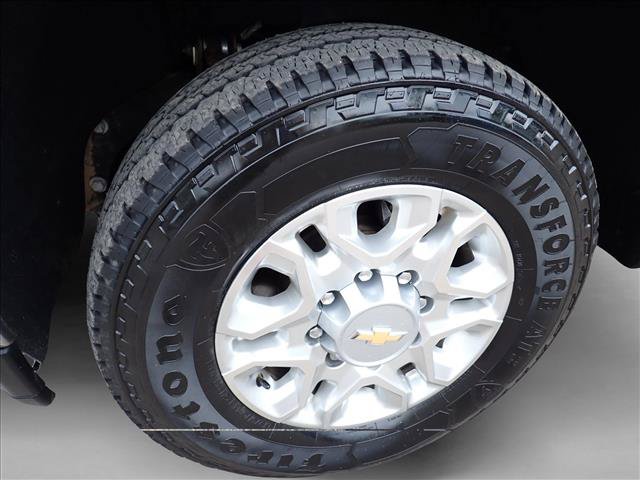 Used 2023 Chevrolet Silverado 2500 LT w/ Convenience Package AWD/4WD image 7
