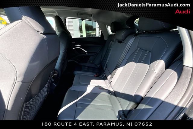 Used 2025 Audi Q5 Premium Plus w/ Premium Plus AWD/4WD image 18