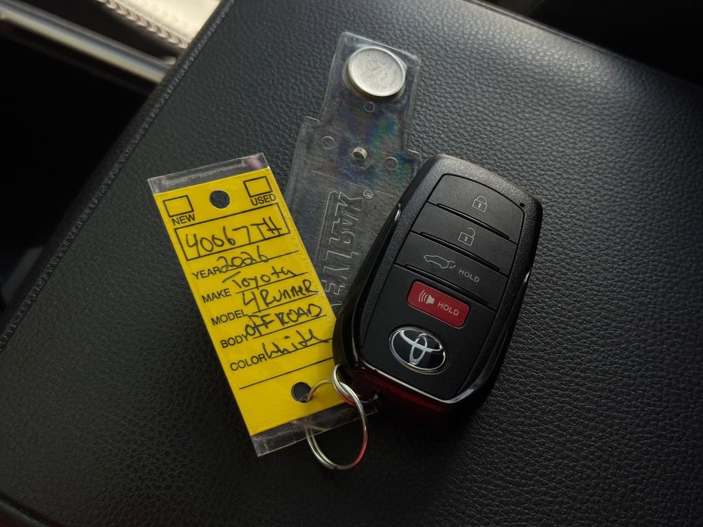 Certified 2026 Toyota 4Runner TRD Off-Road Premium AWD/4WD image 40