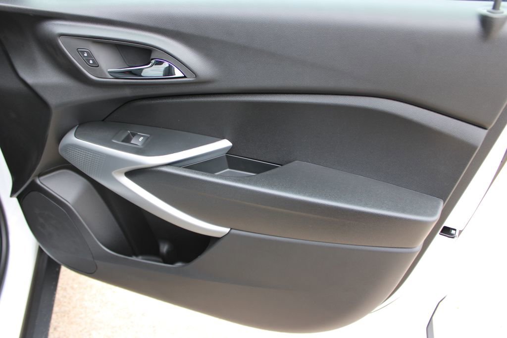 New 2026 Chevrolet Trax LS image 21