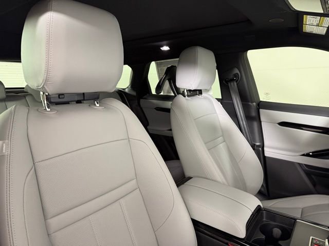 New 2026 Land Rover Range Rover Evoque S image 33