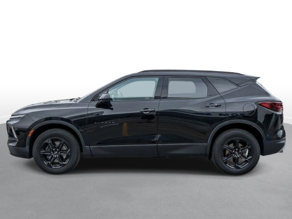 Used 2023 Chevrolet Blazer LT w/ Convenience Package AWD/4WD image 4