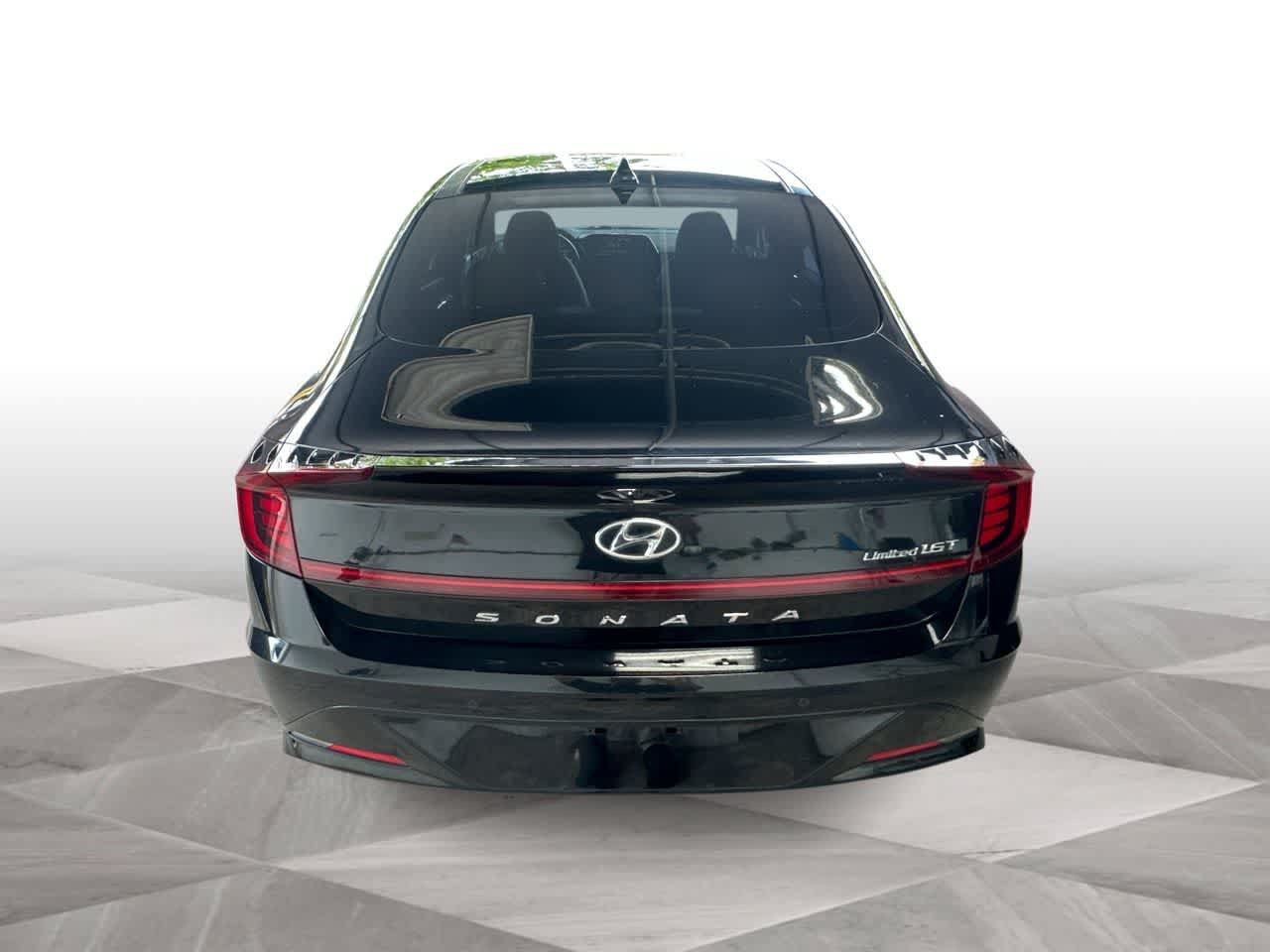 Used 2022 Hyundai Sonata Limited w/ Cargo Package FWD image 7