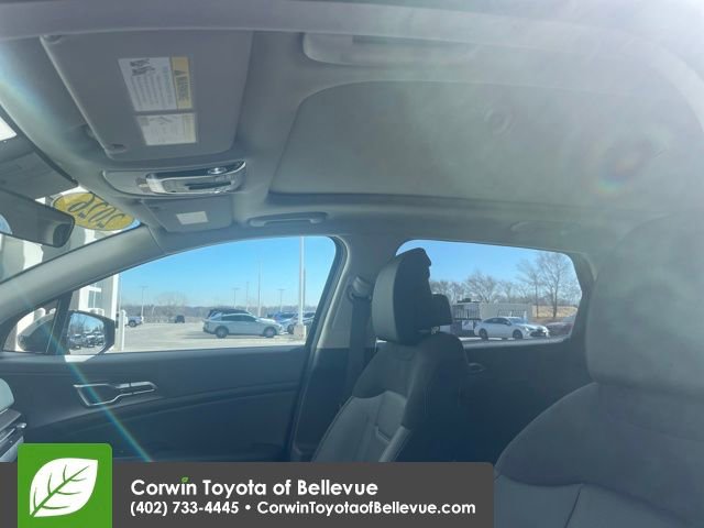 Used 2026 Kia Sportage SX Prestige image 7