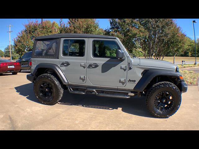 Used 2023 Jeep Wrangler Unlimited Sport AWD/4WD image 9