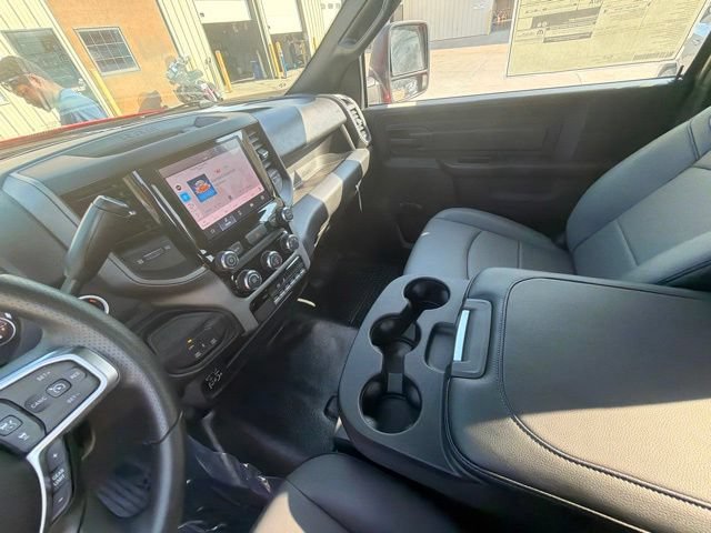 New 2027 RAM 3500 Tradesman AWD/4WD image 17