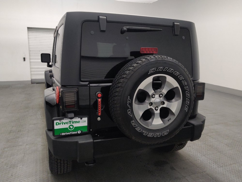 Used 2017 Jeep Wrangler Unlimited Sahara w/ Connectivity Group AWD/4WD image 6