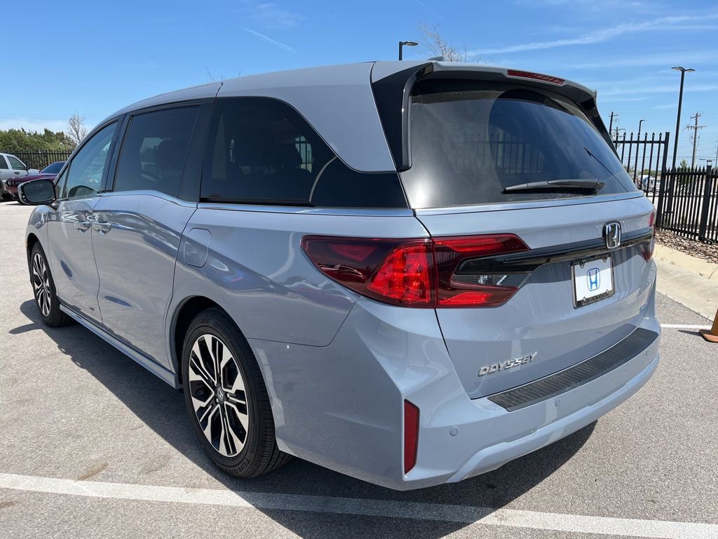 Certified 2026 Honda Odyssey Elite image 6