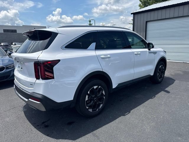 Certified 2024 Kia Sorento S AWD/4WD image 5