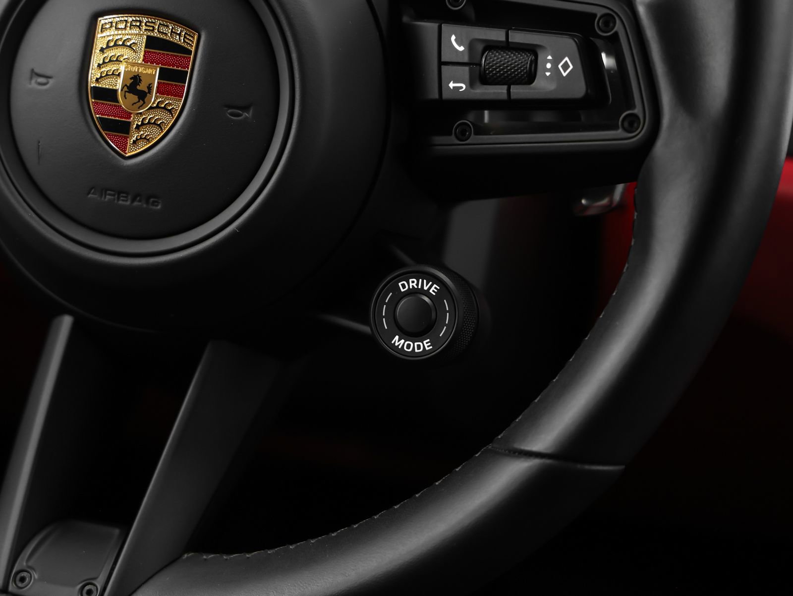Certified 2022 Porsche Macan GTS image 40