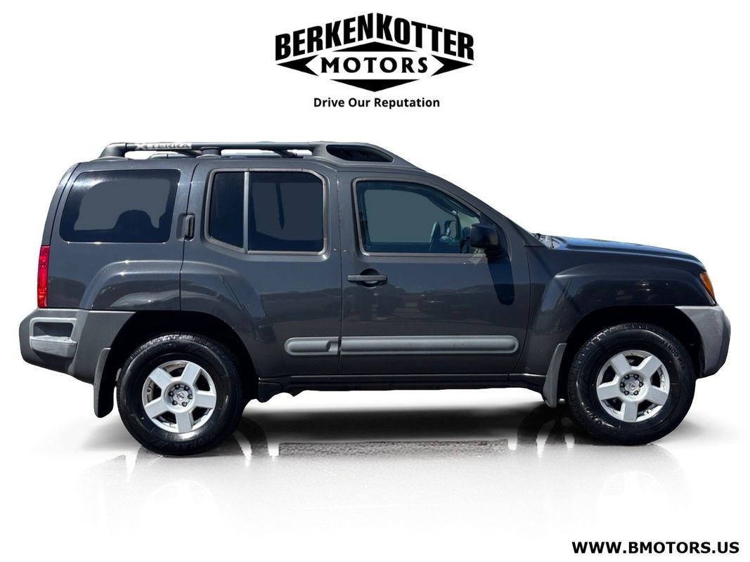 Used 2006 Nissan Xterra S AWD/4WD image 2