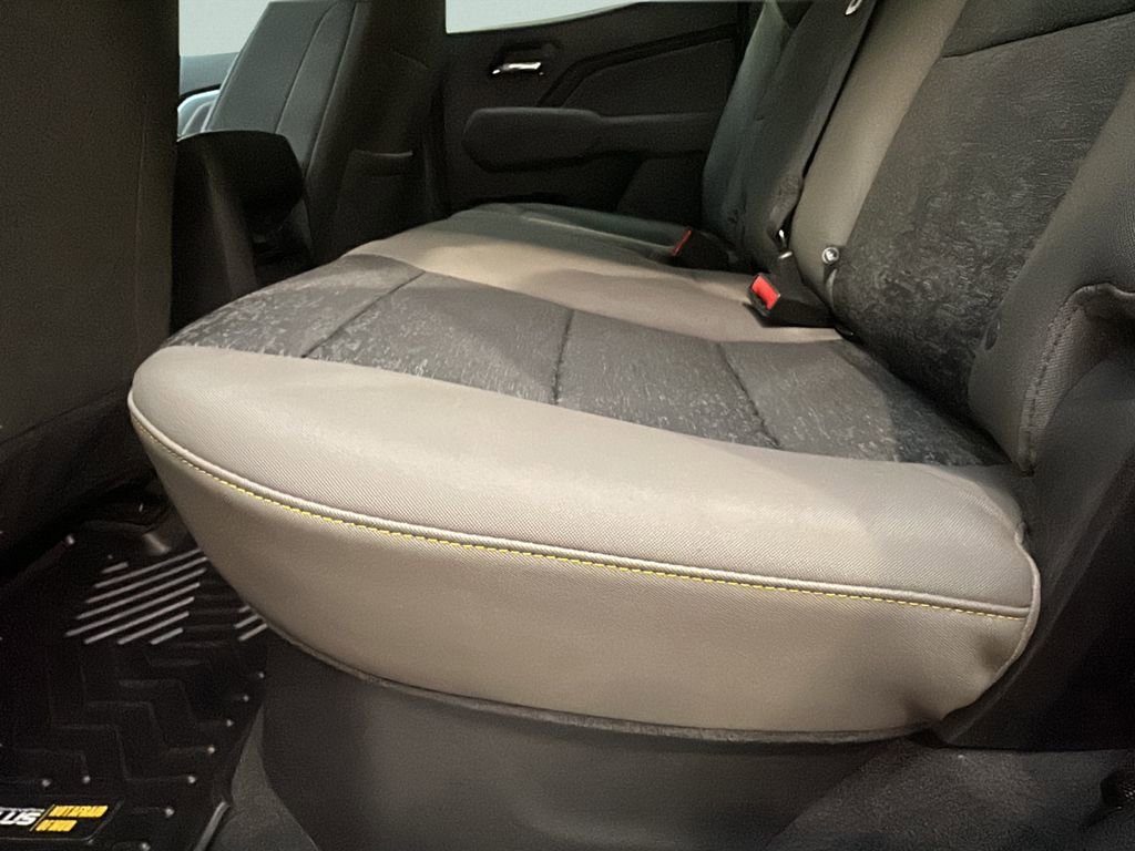 Used 2024 Chevrolet Colorado ZR2 w/ Technology Package image 12