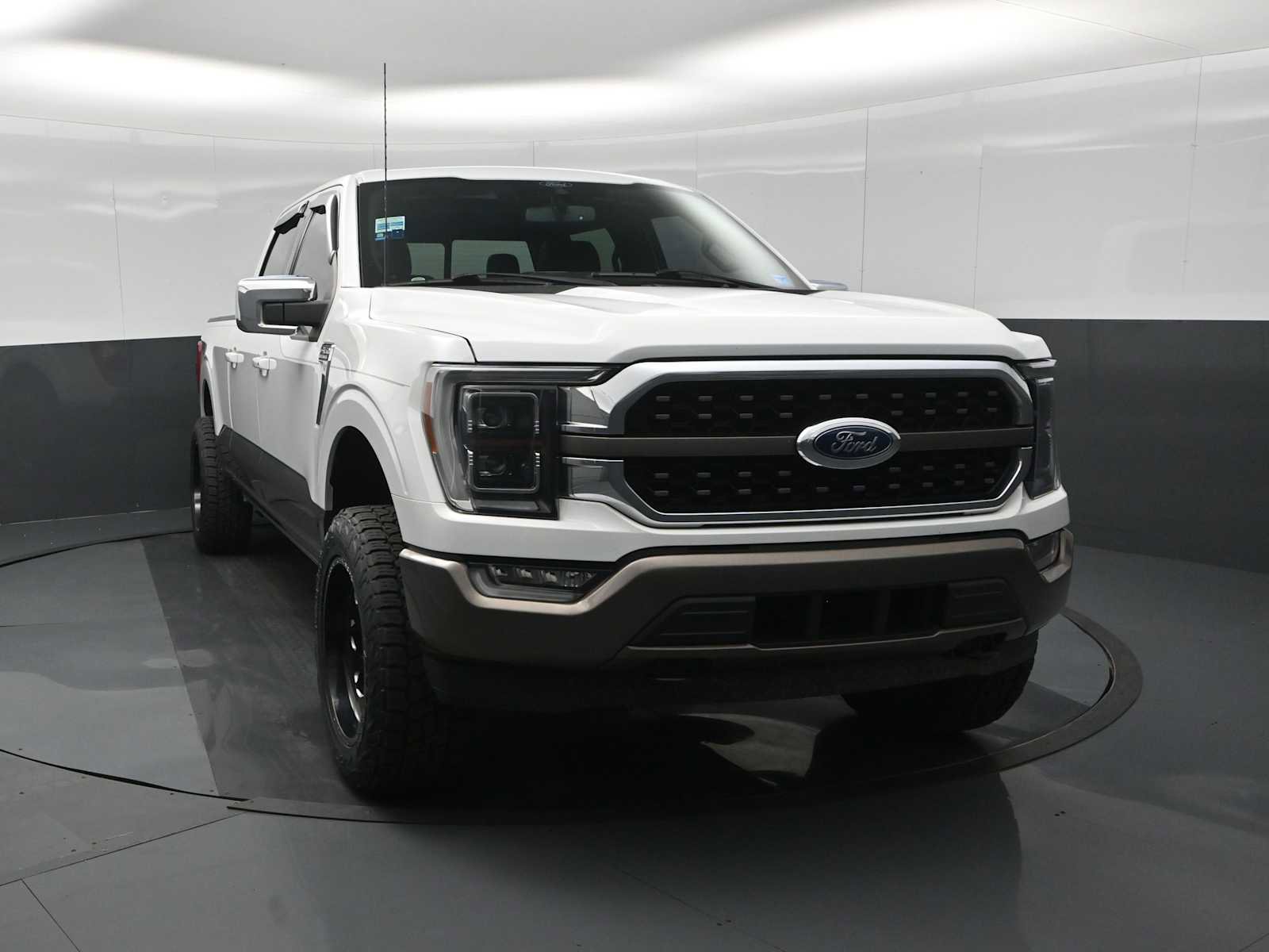 Used 2021 Ford F150 King Ranch w/ Equipment Group 601A High AWD/4WD image 3