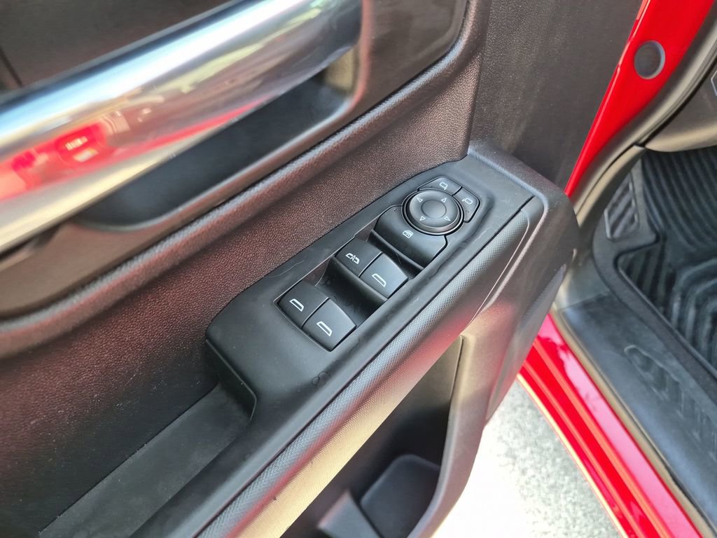 Used 2024 Chevrolet Silverado 1500 Custom RWD image 18