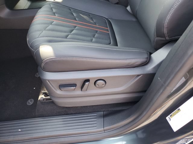 New 2026 Nissan Armada PRO-4X w/ Captain's Chari Seat Package AWD/4WD image 22