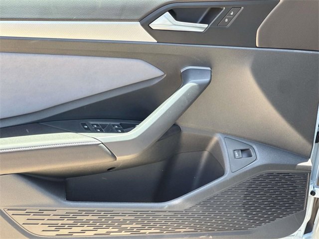 New 2025 Volkswagen Jetta SE image 22