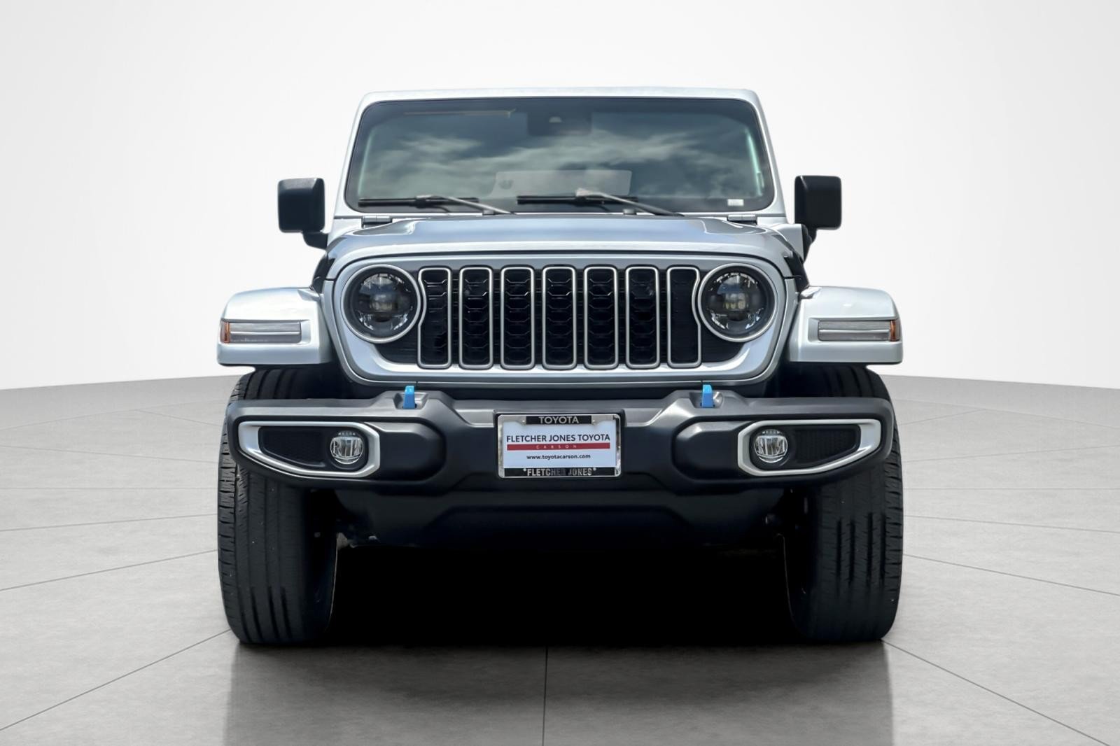 Used 2024 Jeep Wrangler Unlimited Sahara w/ Safety Group AWD/4WD image 8